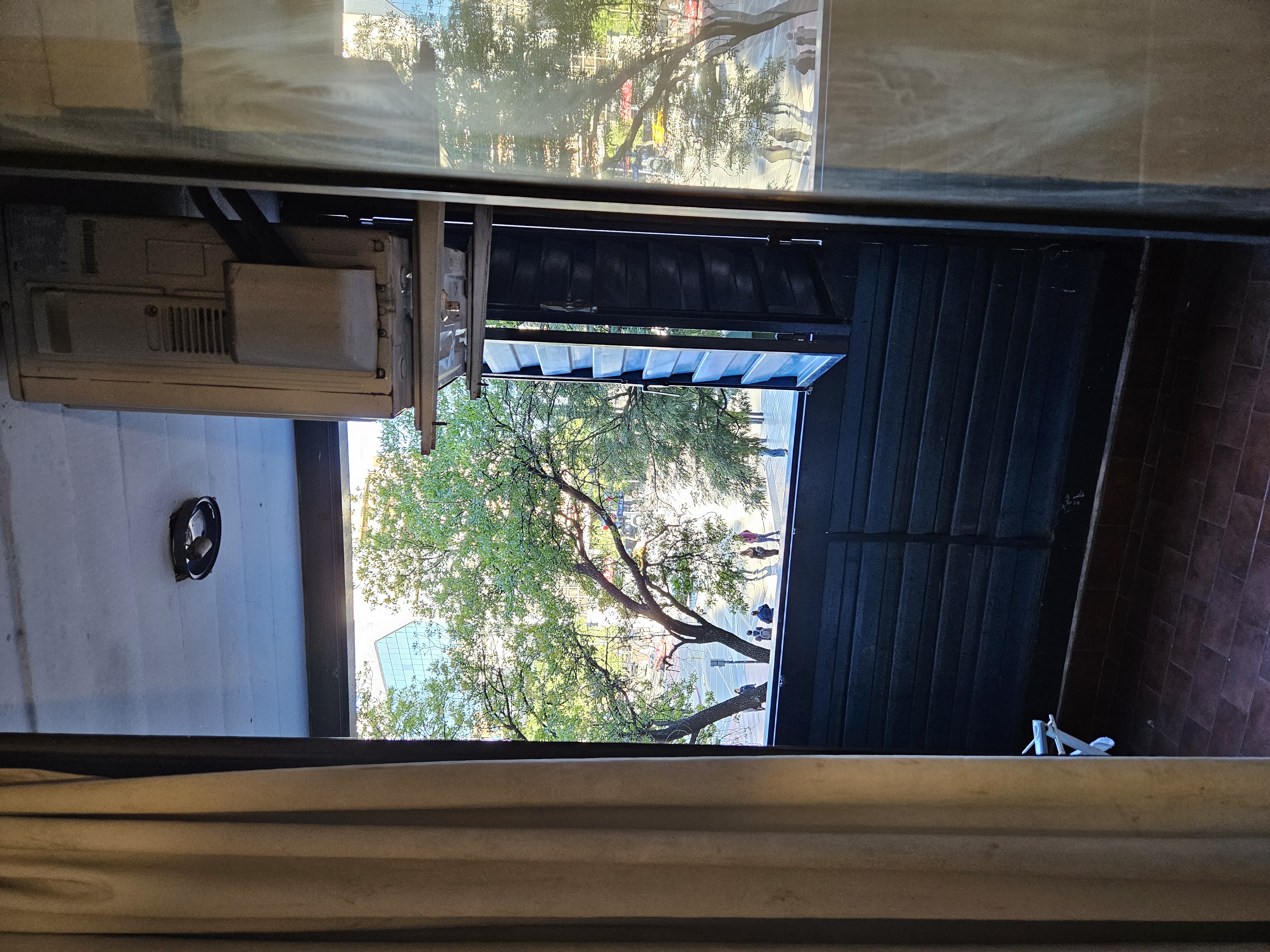 Hermoso departamento en frente a Patio Olmos - Imagen 3