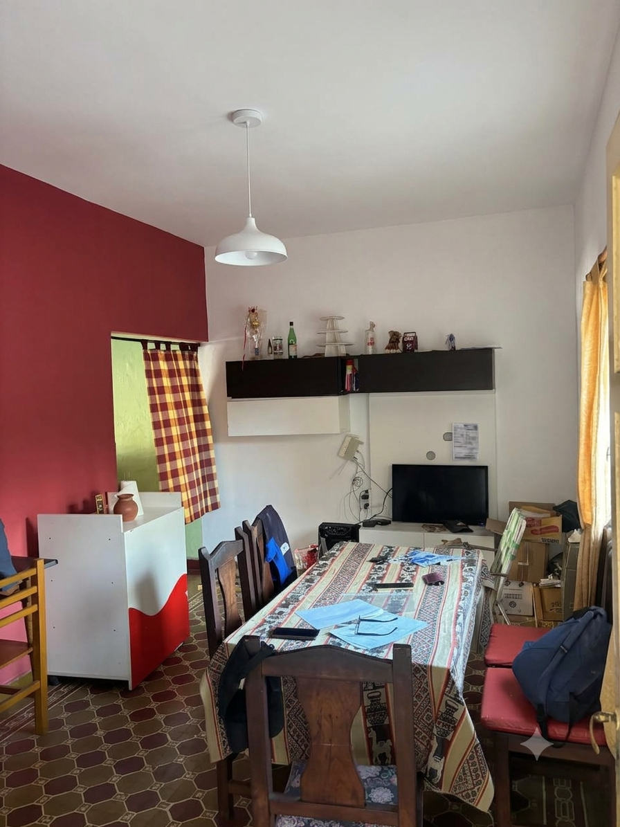 Gran Oportunidad para Inversores – Propiedad con Potencial para Dúplex sobre Calle Misiones - Imagen 6