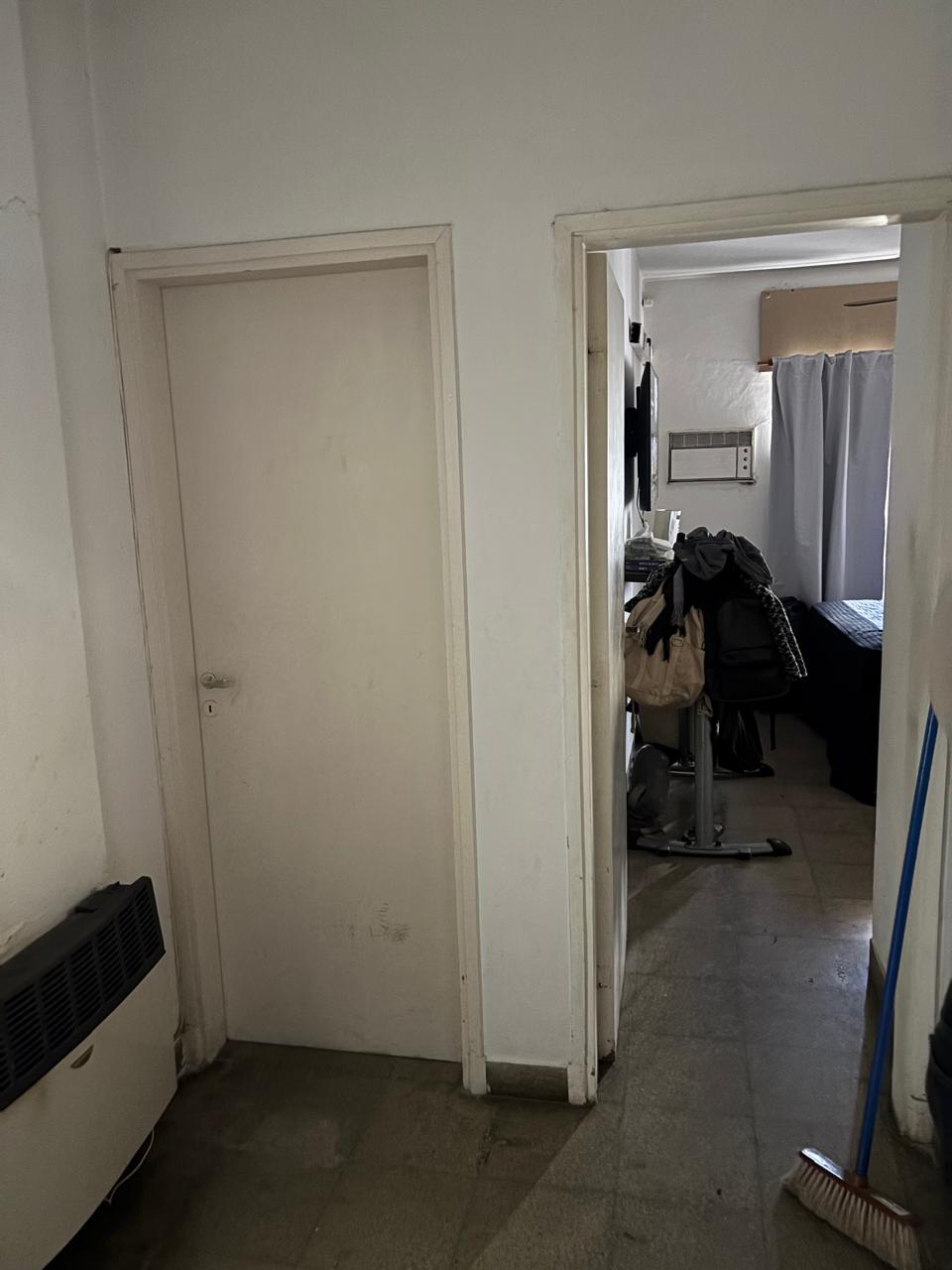 Amplia Casa de 3 Dormitorios con Pileta - Imagen 5