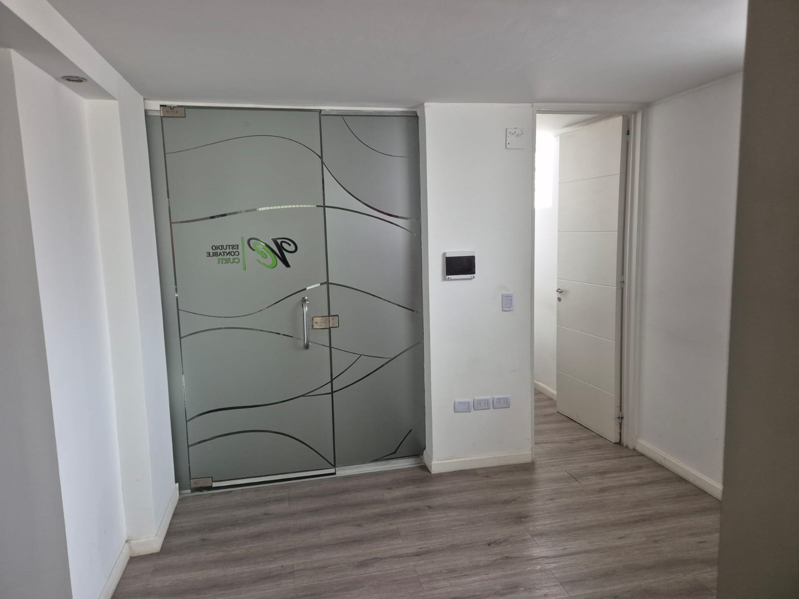 Oficina Amoblada en Nueva Córdoba - Imagen 2