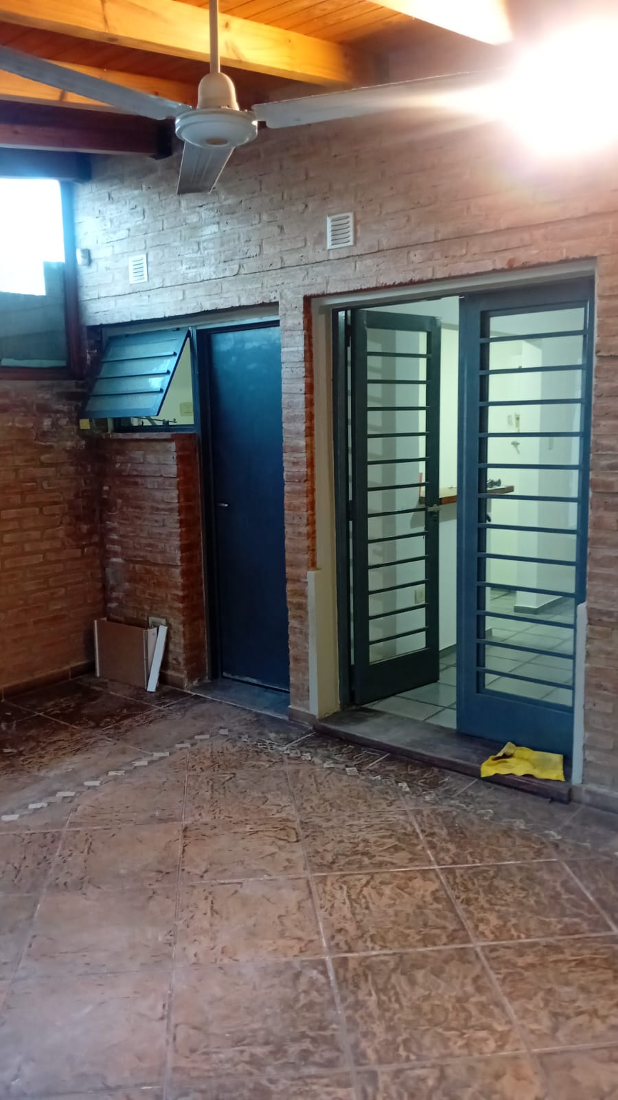 Dúplex en Venta de 3 Dormitorios con Patio, Cochera y Quincho - Imagen 11