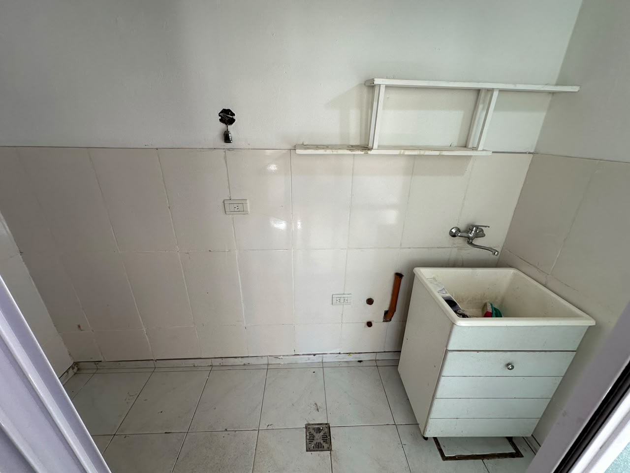 HERMOSA CASA + AMPLIO QUINCHO - En ALBERDI - Imagen 33