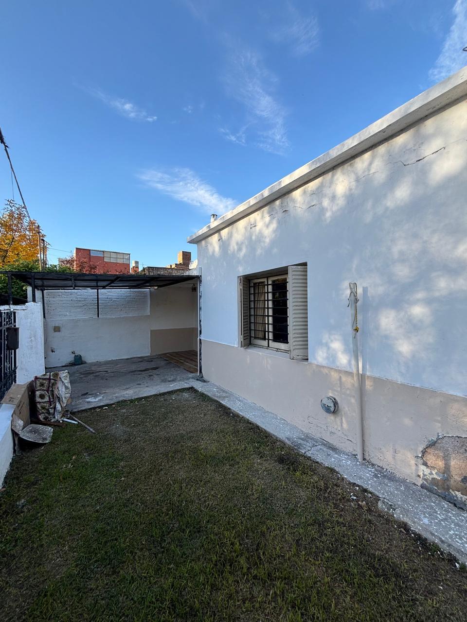 Gran Oportunidad para Inversores – Propiedad con Potencial para Dúplex sobre Calle Misiones - Imagen 4